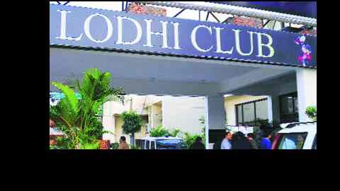 Birthday Party Held At Lodhi Club In Lock Down