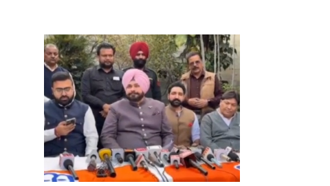 Navjot-Singh-Sidhu-Cornered-Aap-Government-Said-Took-Loan-And-Gave-Free-Electricity-There-Was-A-Reaction-To-The-Action-In-The-Assembly